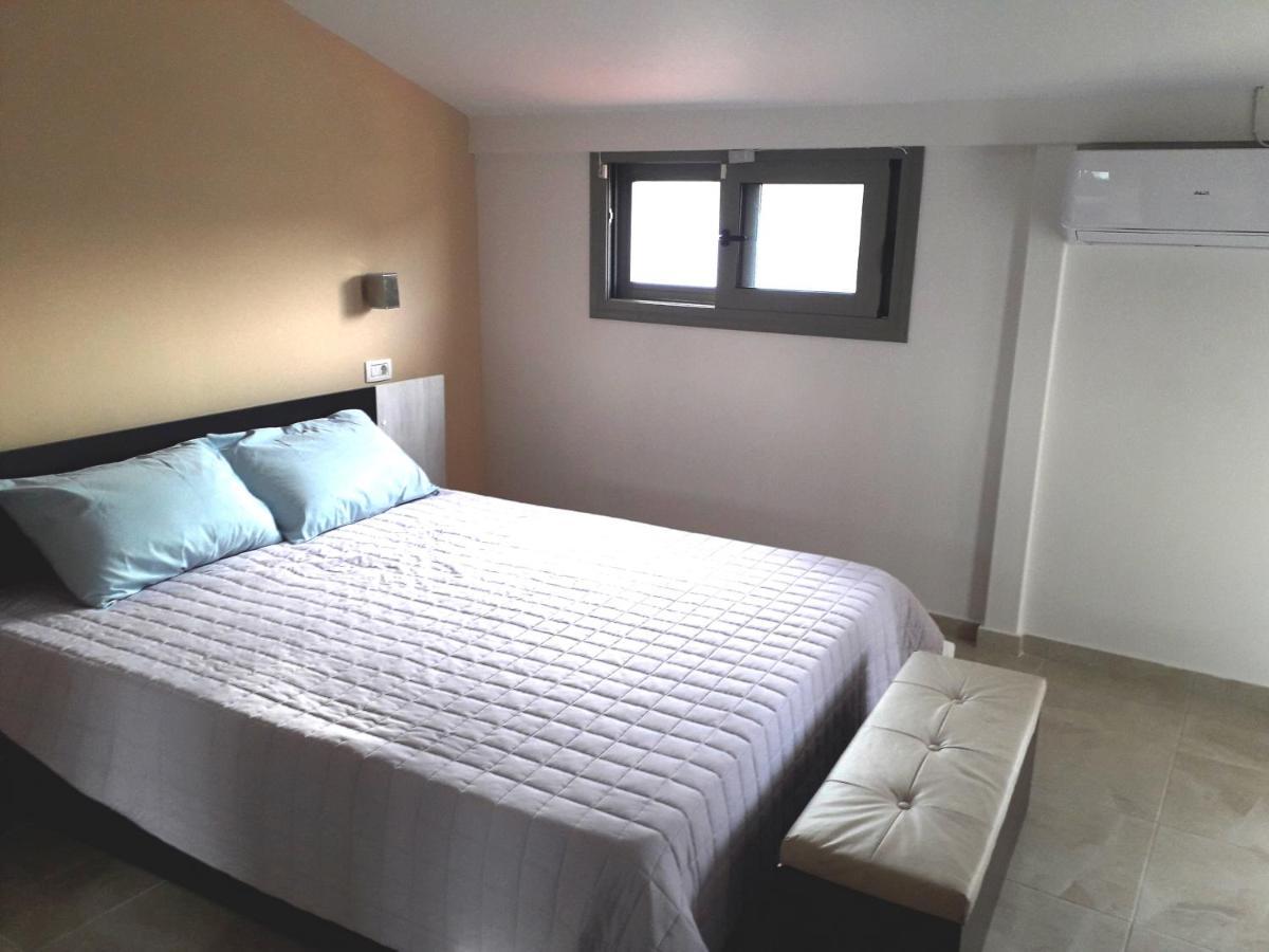 Instyle Zakynthos Town Apartment Esterno foto